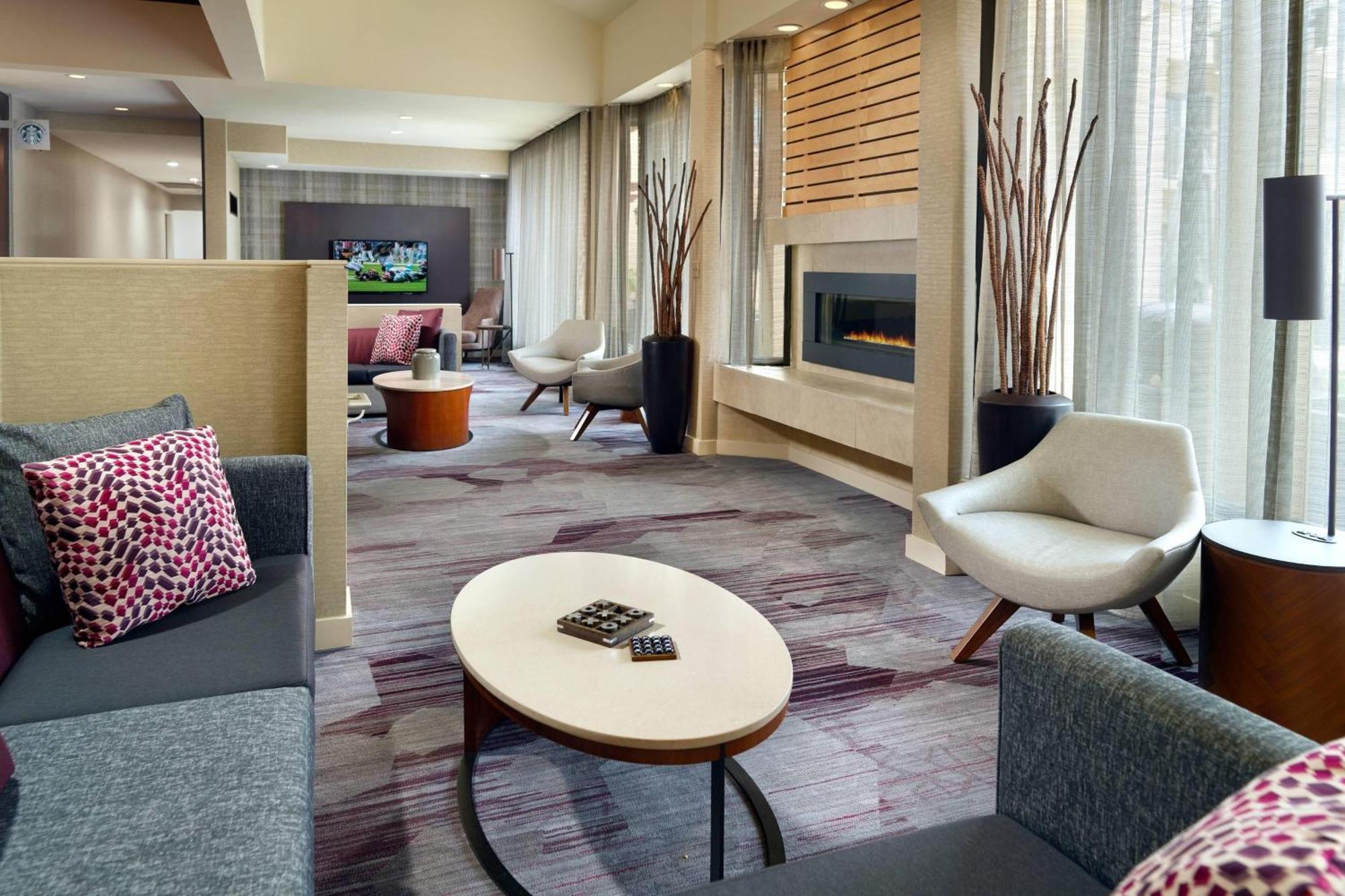 Hotel Courtyard By Marriott Raleigh Midtown Exterior foto